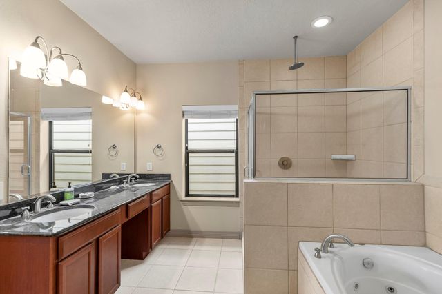 1607 Bass Street B, Houston, TX 77007