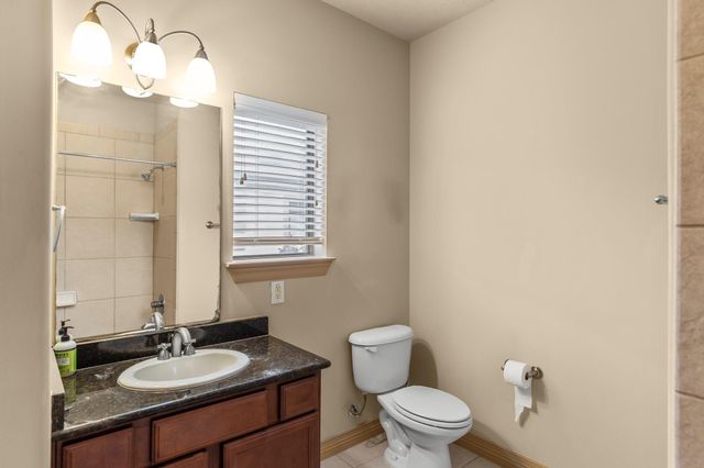 1607 Bass Street B, Houston, TX 77007