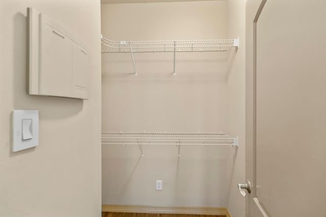 1607 Bass Street B, Houston, TX 77007