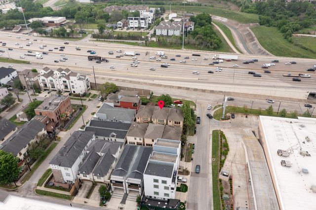 1607 Bass Street B, Houston, TX 77007