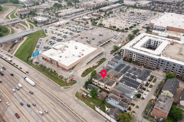 1607 Bass Street B, Houston, TX 77007