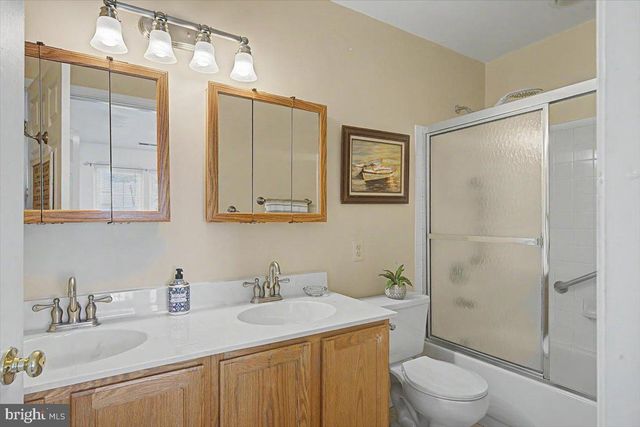 205 SLOAN CT, Wilmington, DE 19808