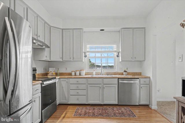 205 SLOAN CT, Wilmington, DE 19808