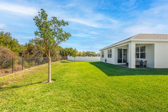 2033 NE Ocean Dunes Drive, Jensen Beach, FL 34957