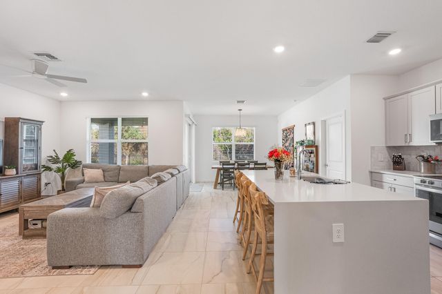 2033 NE Ocean Dunes Drive, Jensen Beach, FL 34957