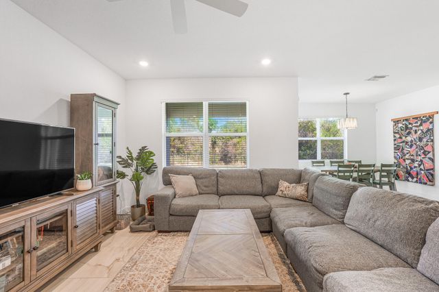 2033 NE Ocean Dunes Drive, Jensen Beach, FL 34957