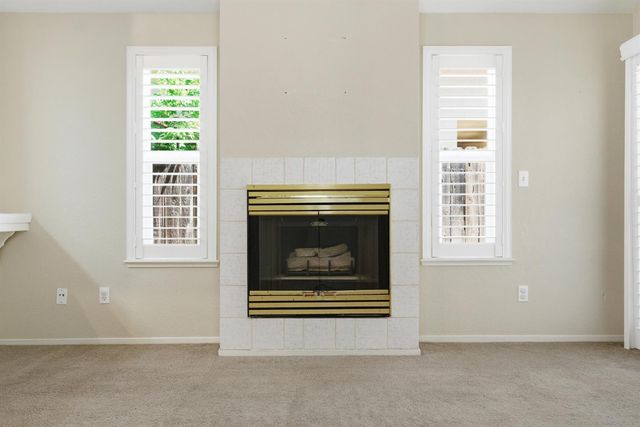 5215 W Fremont Avenue, Fresno, CA 93722