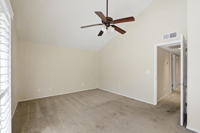 5215 W Fremont Avenue, Fresno, CA 93722