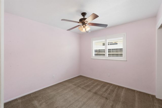 5215 W Fremont Avenue, Fresno, CA 93722