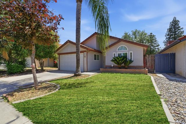 5215 W Fremont Avenue, Fresno, CA 93722