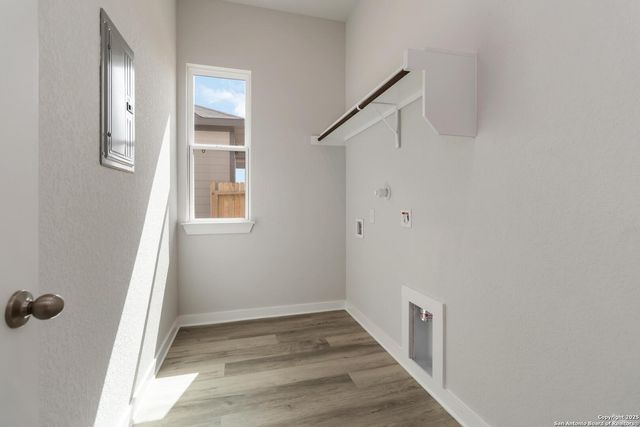 190 Ashley Loop, San Antonio, TX 78253