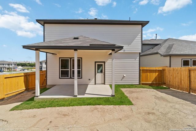 190 Ashley Loop, San Antonio, TX 78253