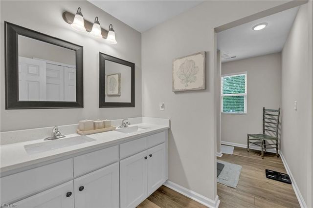 5517 Poplar Hall DR, Norfolk, VA 23502