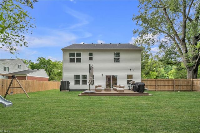 5517 Poplar Hall DR, Norfolk, VA 23502