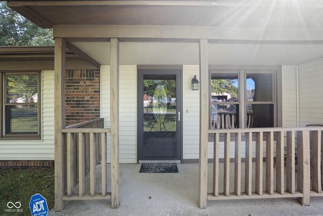 599 Yorktown Road, Greenwood, IN 46142