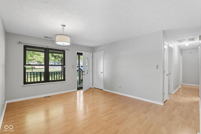 599 Yorktown Road, Greenwood, IN 46142