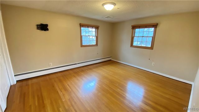 4486 Shadyridge Drive, Hamburg, NY 14075