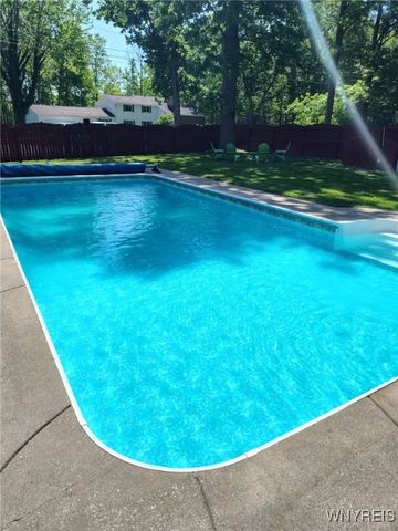 4486 Shadyridge Drive, Hamburg, NY 14075