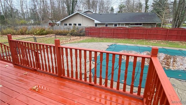 4486 Shadyridge Drive, Hamburg, NY 14075