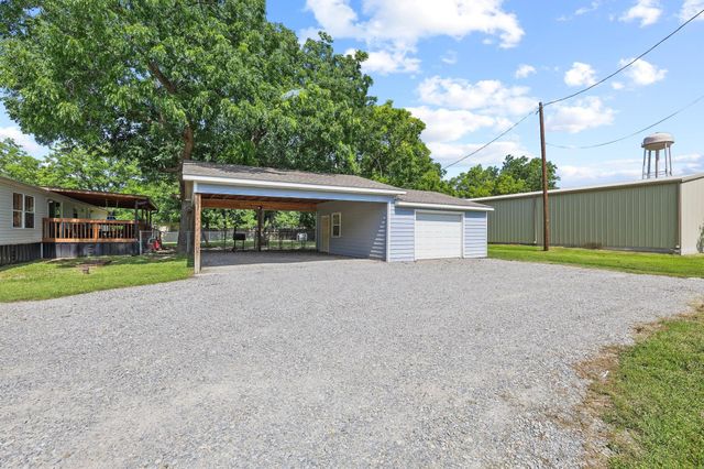 201 S Main Street, Dodd City, TX 75438