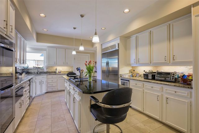 5333 CORINTHIAN BAY Drive, Plano, TX 75093