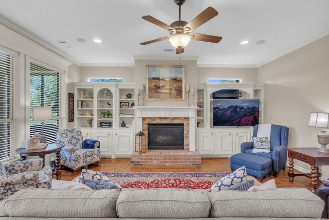 266 Blue Heron Drive, Montgomery, TX 77316