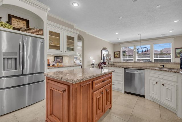 266 Blue Heron Drive, Montgomery, TX 77316