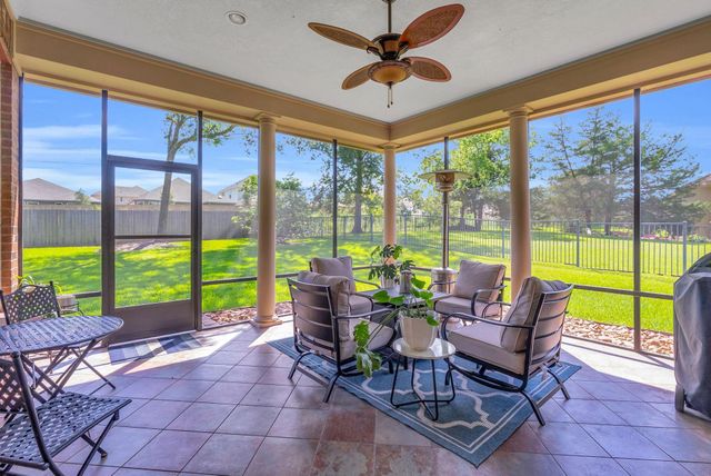 266 Blue Heron Drive, Montgomery, TX 77316