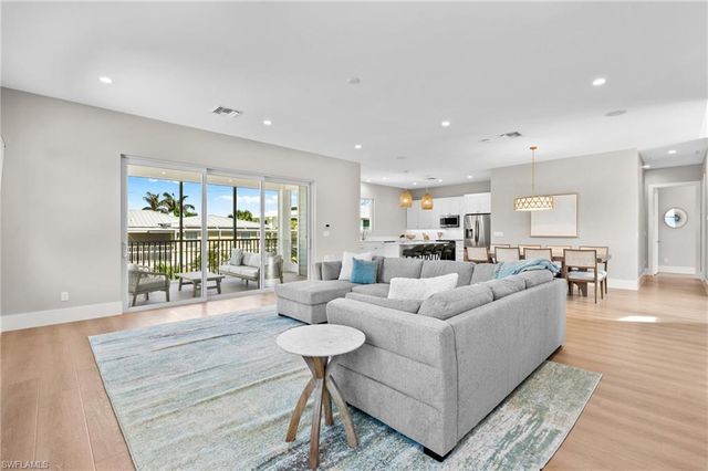 117 Hercules DR, Fort Myers Beach, FL 33931