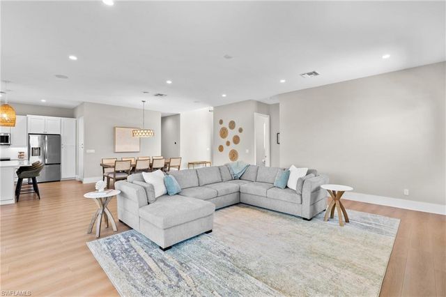 117 Hercules DR, Fort Myers Beach, FL 33931