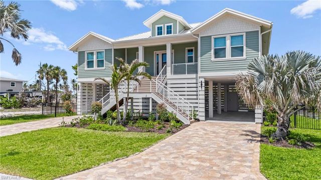 117 Hercules DR, Fort Myers Beach, FL 33931
