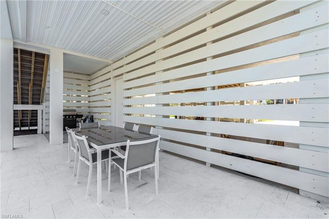 117 Hercules DR, Fort Myers Beach, FL 33931