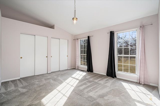 1260 Cranbrook Drive, Schaumburg, IL 60193