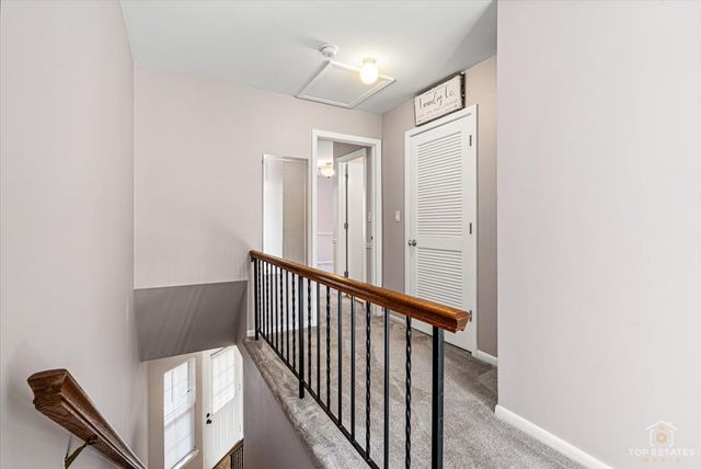 1260 Cranbrook Drive, Schaumburg, IL 60193