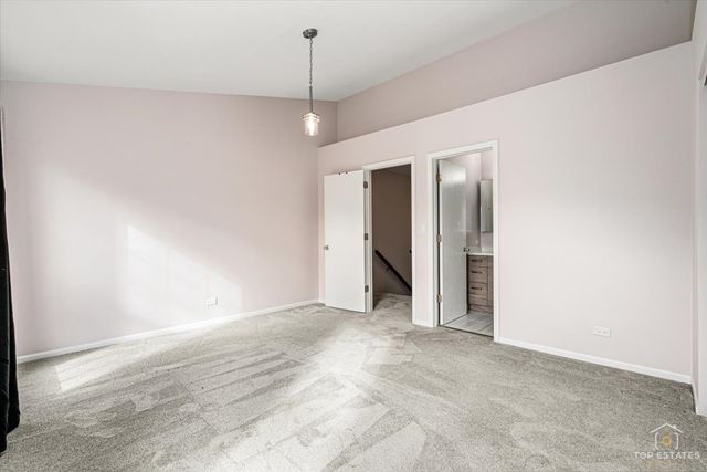 1260 Cranbrook Drive, Schaumburg, IL 60193