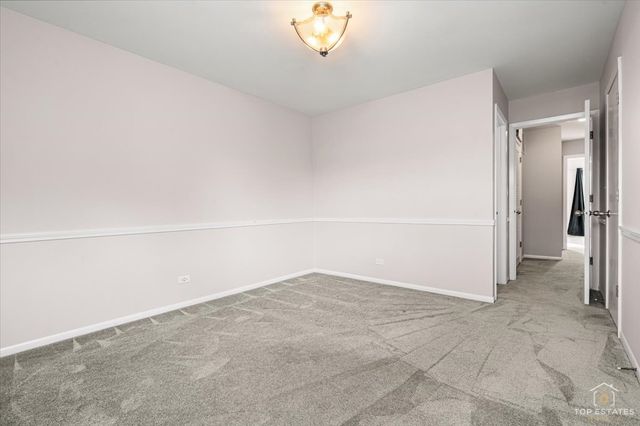 1260 Cranbrook Drive, Schaumburg, IL 60193