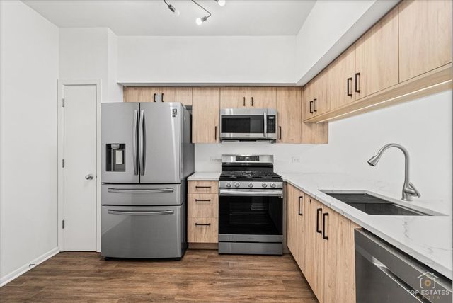 1260 Cranbrook Drive, Schaumburg, IL 60193