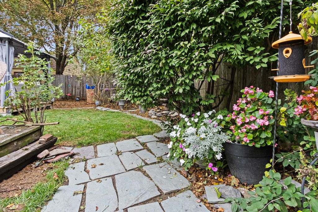 74 W Commonwealth Drive, Portland, ME 04103 — photo 3
