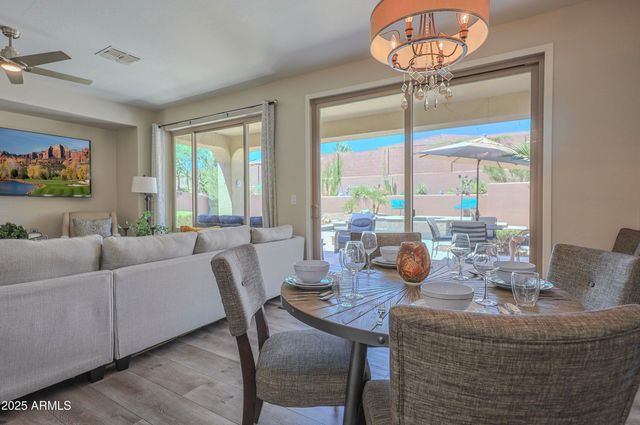 2462 W TURTLE HILL Drive, Anthem, AZ 85086