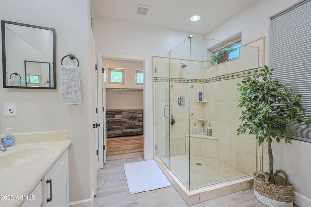 2462 W TURTLE HILL Drive, Anthem, AZ 85086