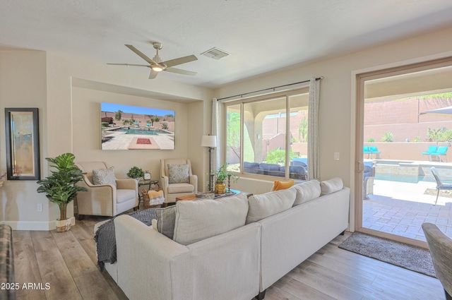 2462 W TURTLE HILL Drive, Anthem, AZ 85086