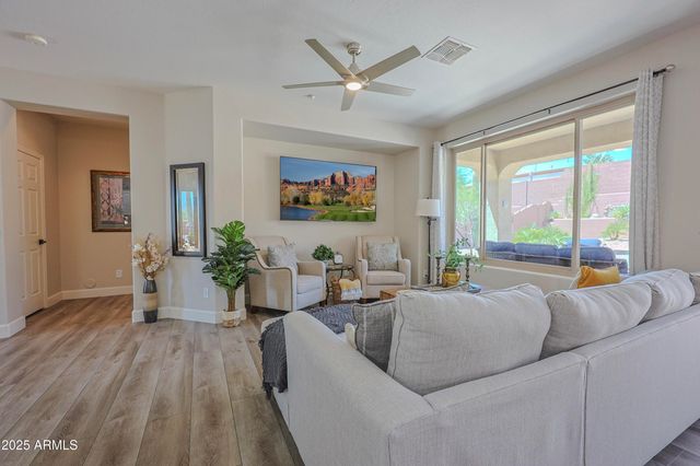 2462 W TURTLE HILL Drive, Anthem, AZ 85086