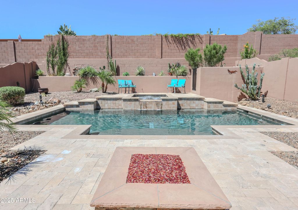 2462 W TURTLE HILL Drive, Anthem, AZ 85086