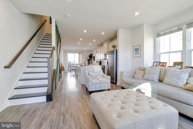 2816 ARTS VISTA BLVD, Suitland, MD 20746