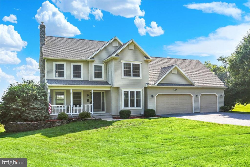 1265 VALLEY RD, Etters, PA 17319