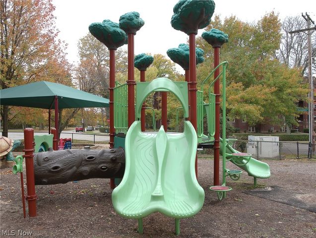 2617 Euclid Heights Boulevard 6, Cleveland Heights, OH 44106