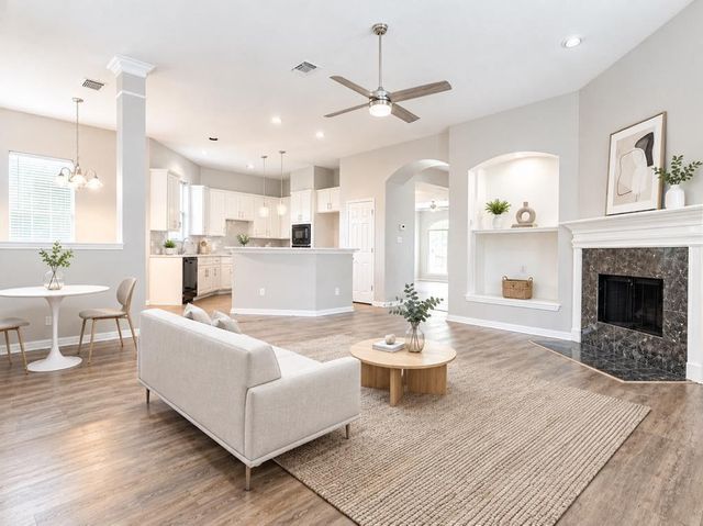 1502 Beaconshire Road, Houston, TX 77077