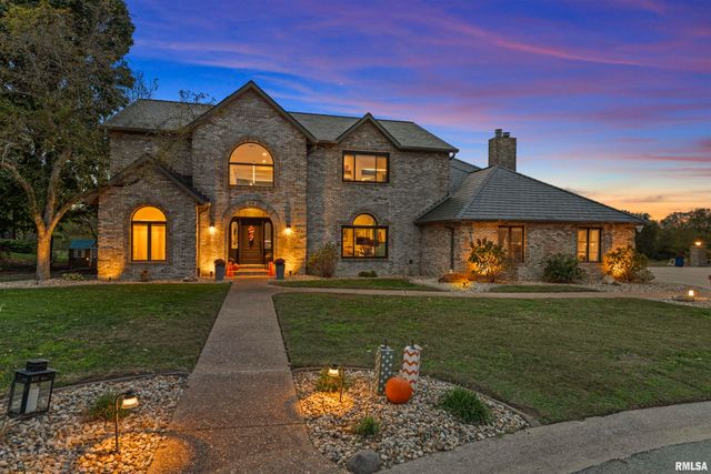 20 HICKORY RIDGE Lane, Springfield, IL 62707