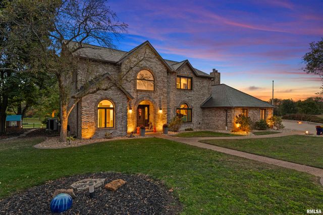 20 HICKORY RIDGE Lane, Springfield, IL 62707