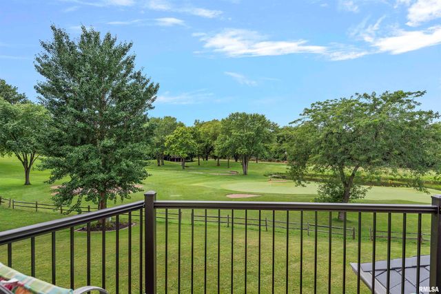 20 HICKORY RIDGE Lane, Springfield, IL 62707